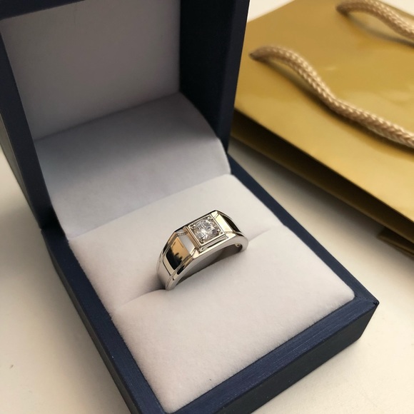 925 Sterling Silver Elegant Men Engagement Ring - Picture 5 of 8